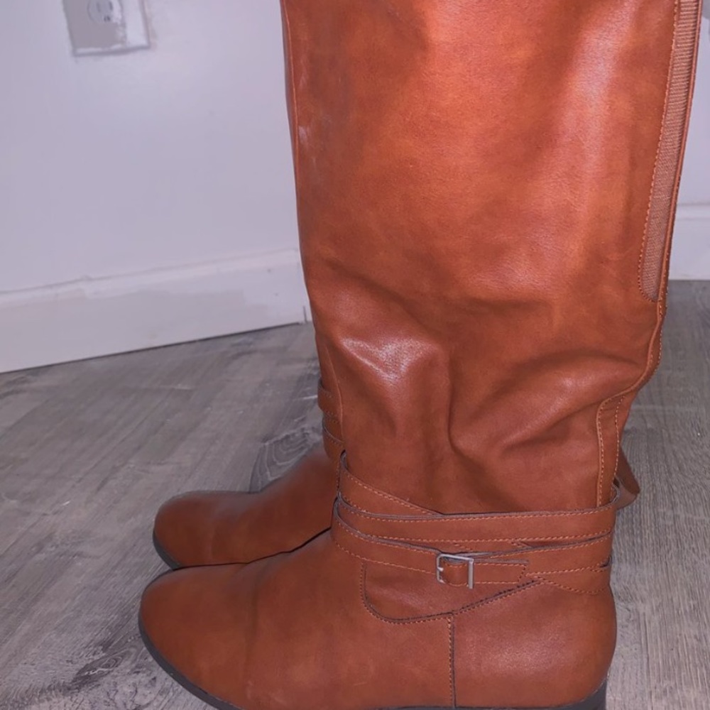 Brown Rider Boots - Picture 3 of 3